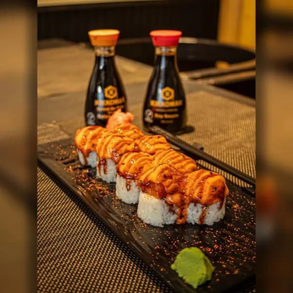 Chirashi saumon epice